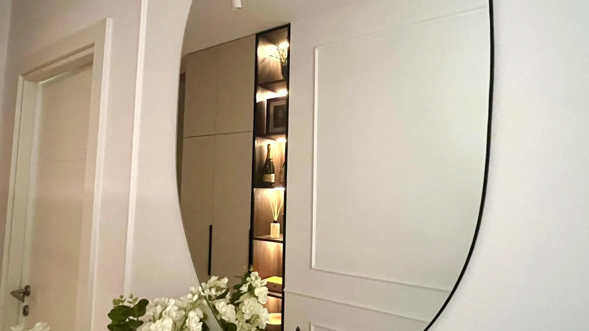 Luxury Apartment Rinos - Free Garage Parking