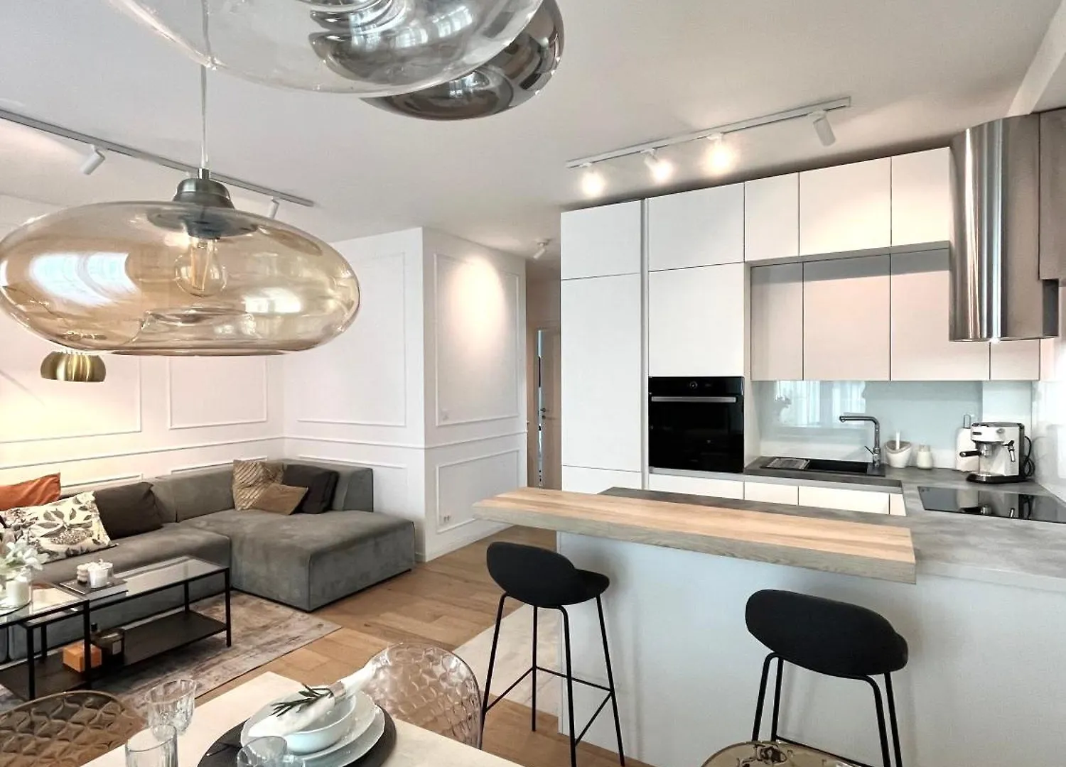 Luxury Apartment Rinos - Free Garage Parking