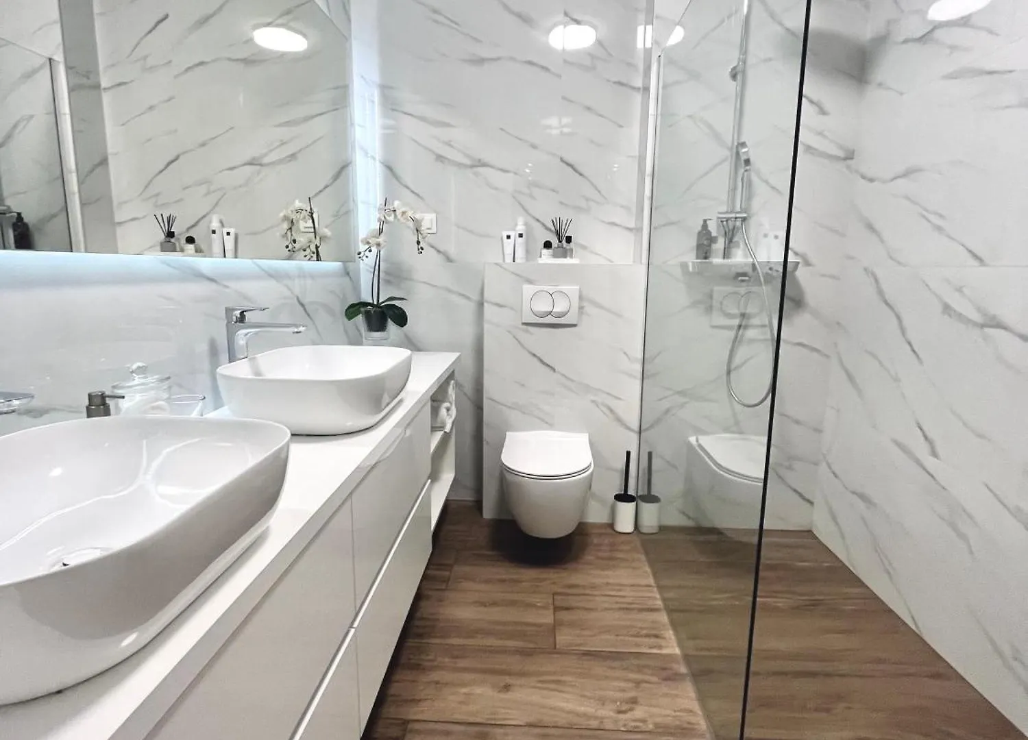 Luxury Apartment Rinos - Free Garage Parking Split